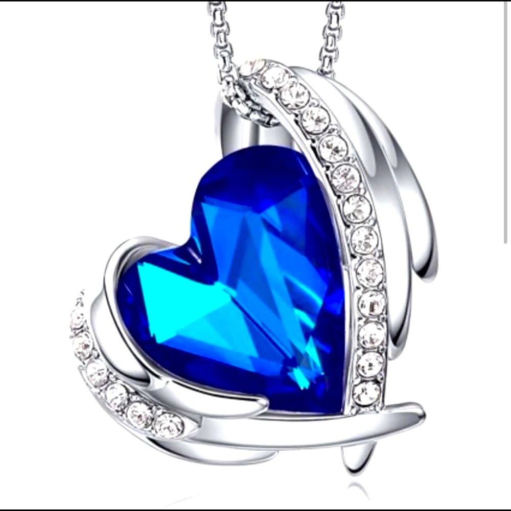 CDE Love Heart Pendant Necklaces